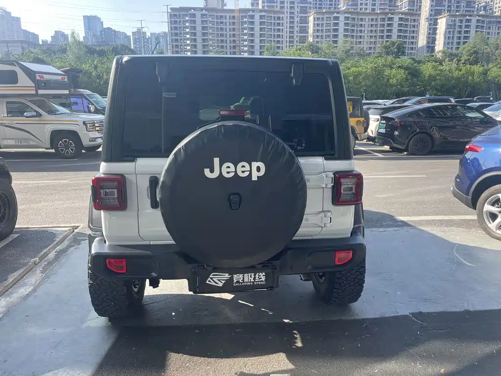 Jeep Wrangler — миниатюра 14