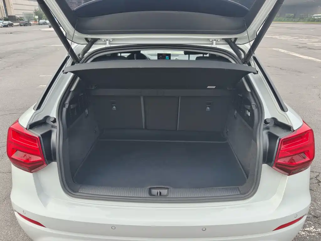 Audi Q2L — миниатюра 20