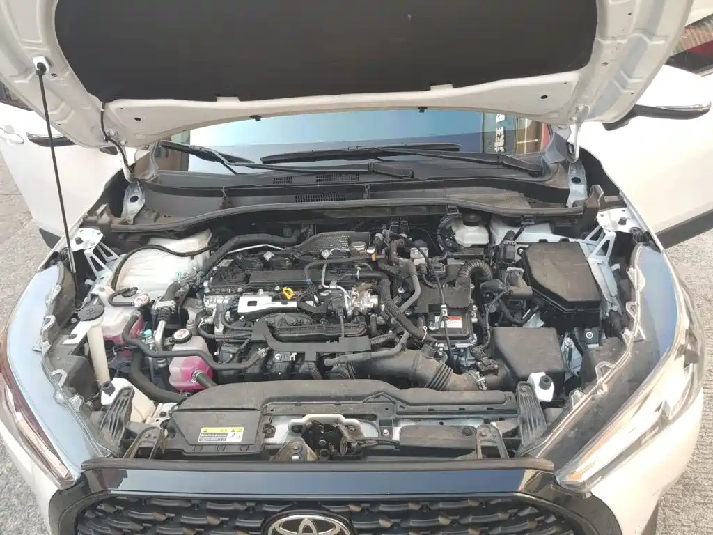 Toyota Corolla Cross — миниатюра 11