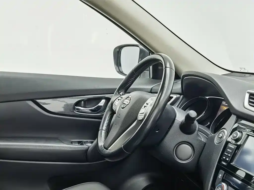 Nissan X-Trail — миниатюра 22