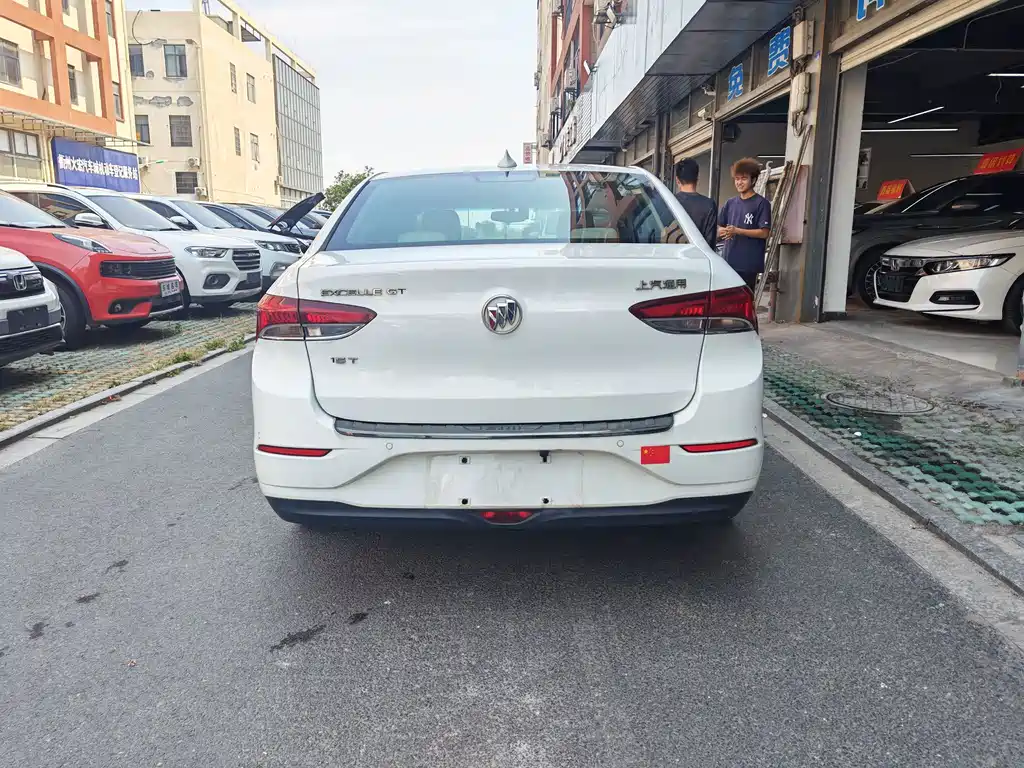 Buick Excelle — миниатюра 8