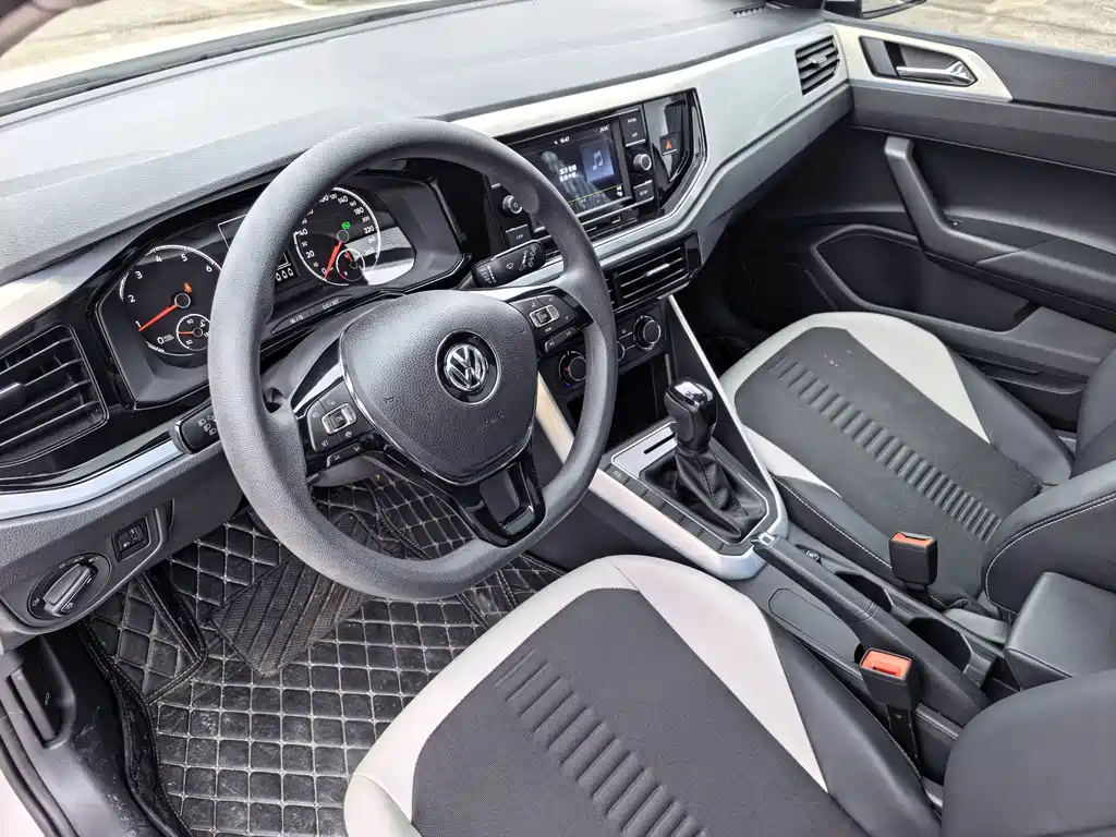 Volkswagen Polo — миниатюра 7