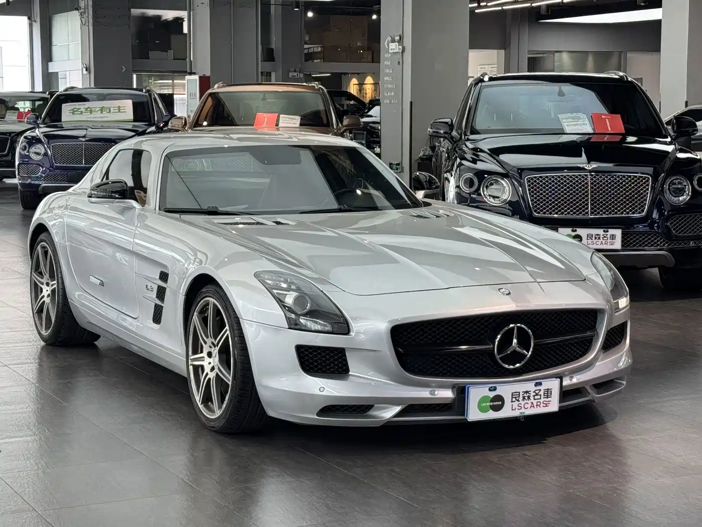 Mercedes-Benz SLS-Class AMG