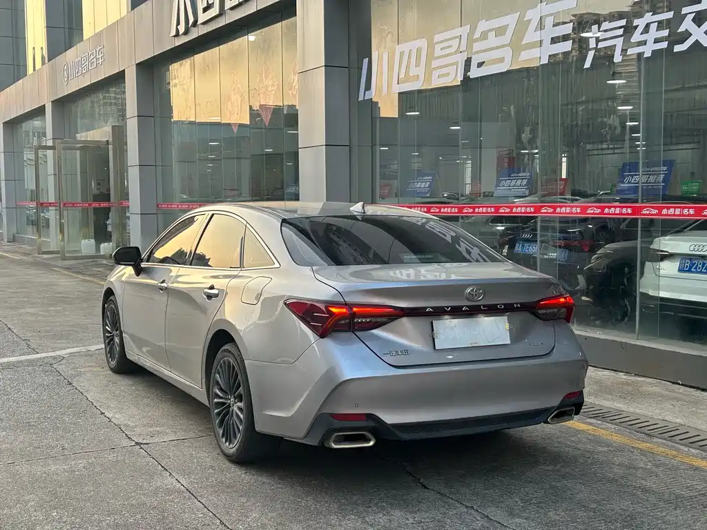 Toyota Avalon — миниатюра 4