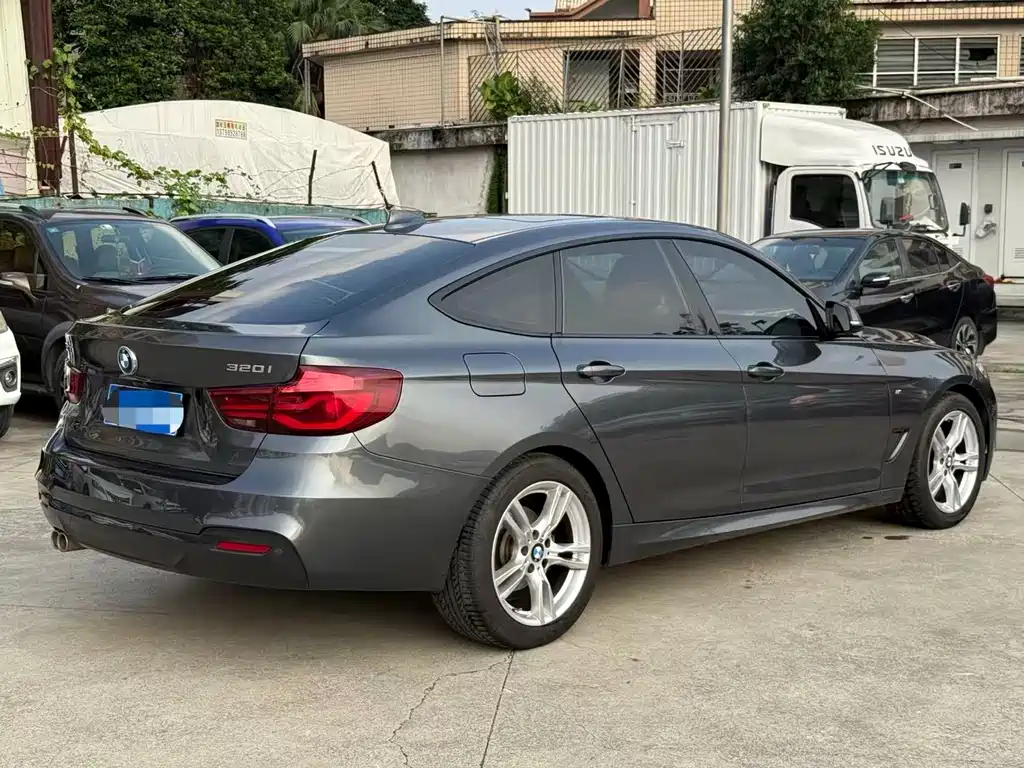 BMW 3 Series GT — миниатюра 7