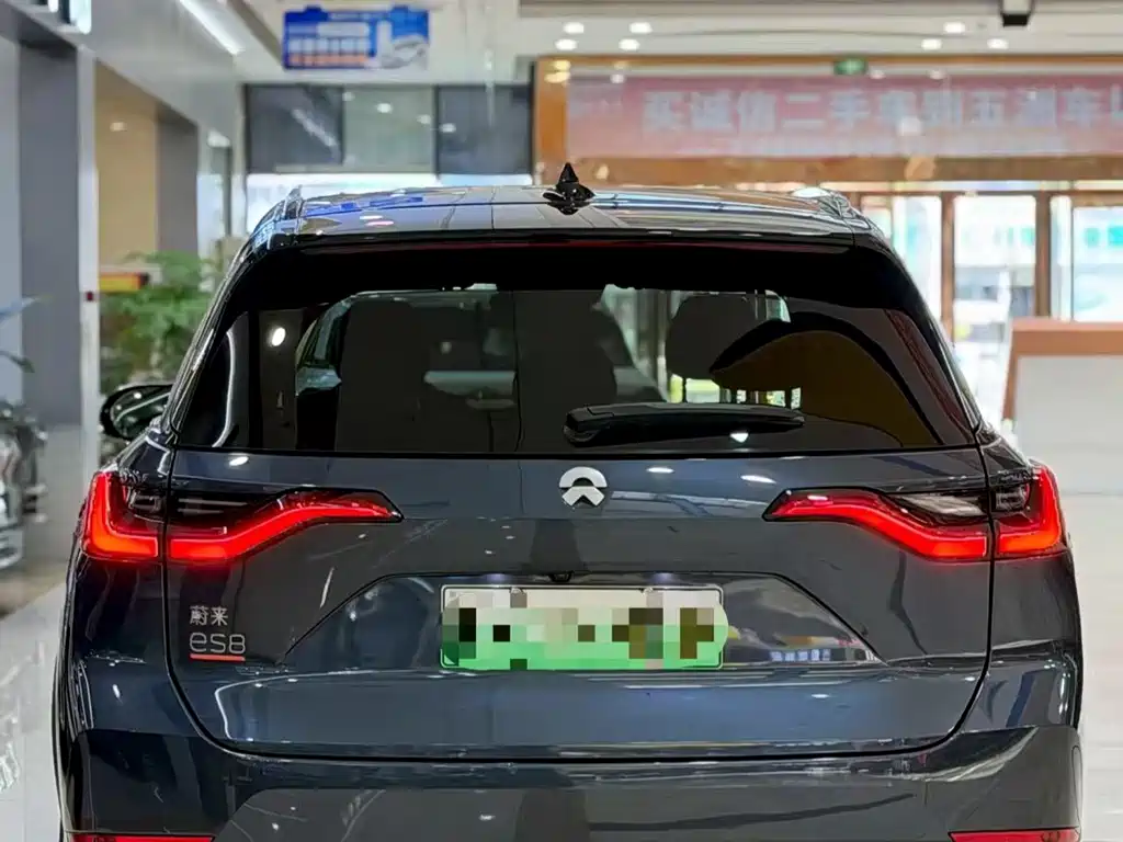 NIO ES8 — миниатюра 4