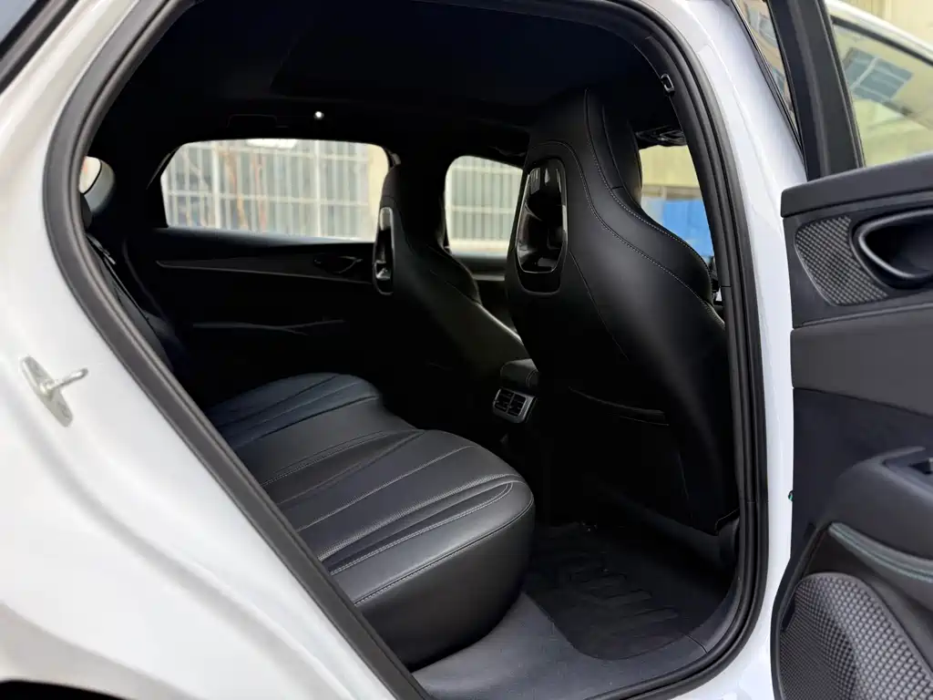 BYD SEAL 06 NEW ENERGY