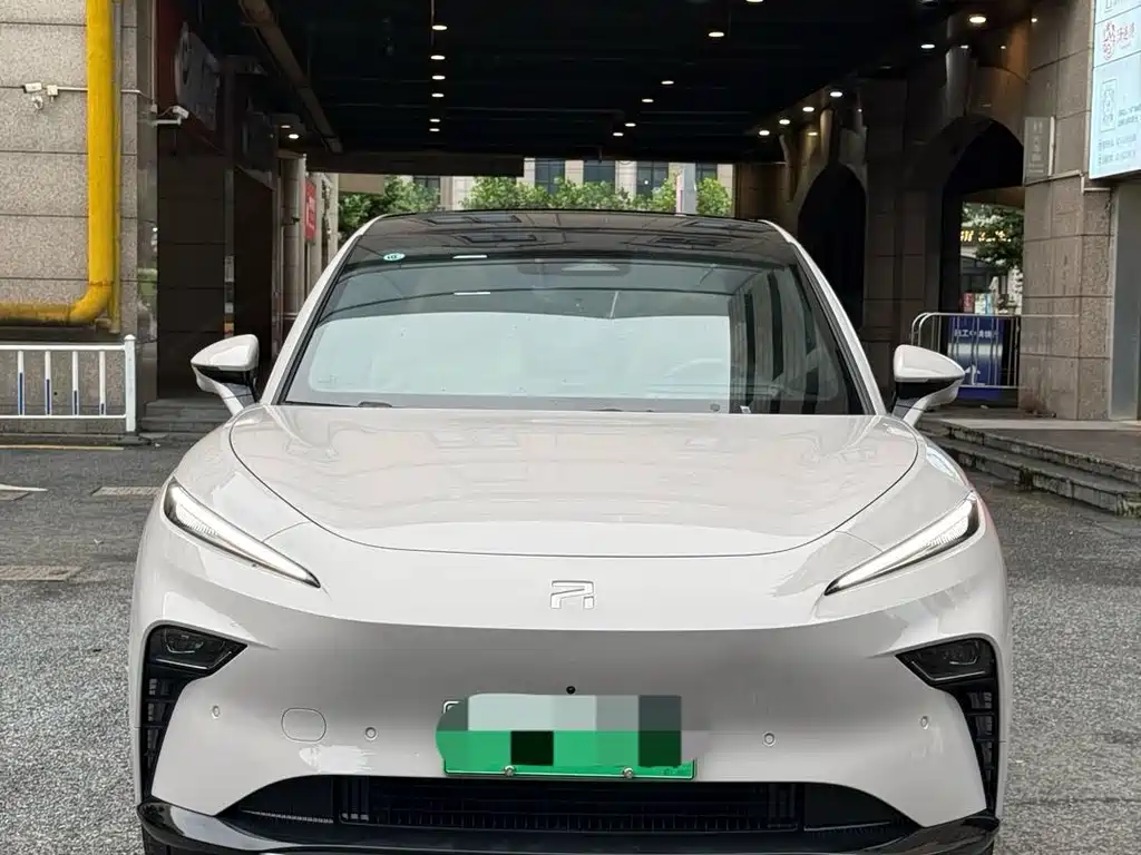 Roewe Feifan R7 — миниатюра 2