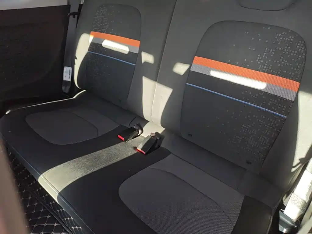Wuling MINIEV — миниатюра 17