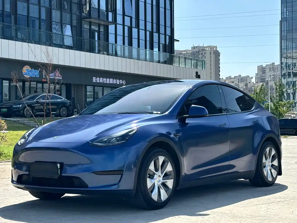 Tesla Model Y 2022