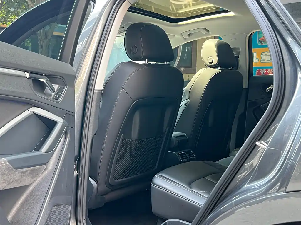 Audi Q3 Sportback — миниатюра 9