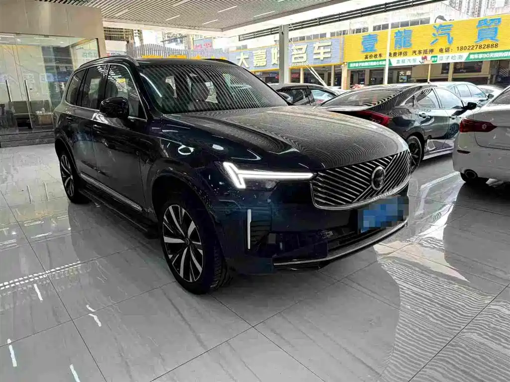 Volvo XC90 2025 B6 Luxury 6 мест
