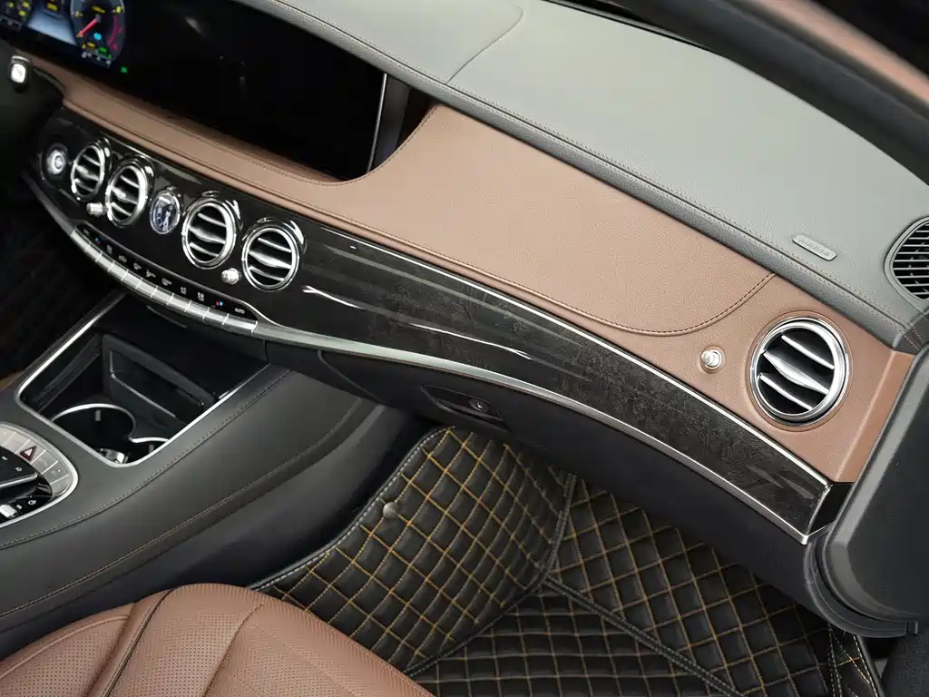 Mercedes-Benz S-Class — миниатюра 22