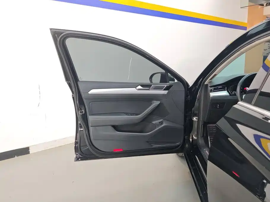 Volkswagen 迈腾 PHEV — миниатюра 7