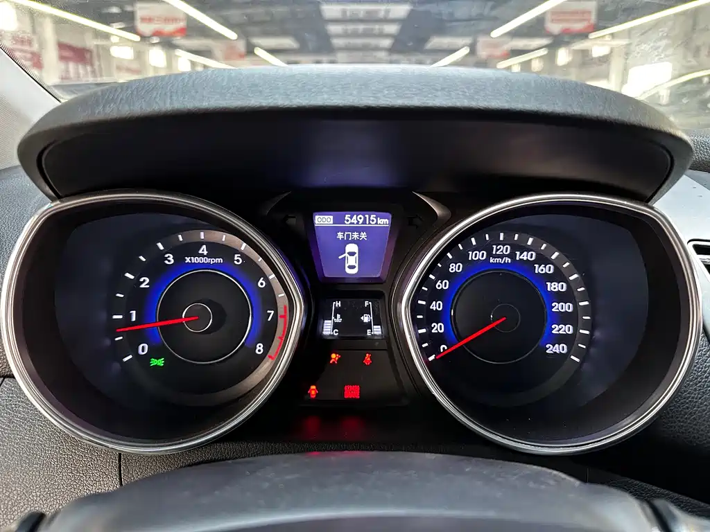 Hyundai Elantra Langdong 1.6L Manual Premium Type, фото 16