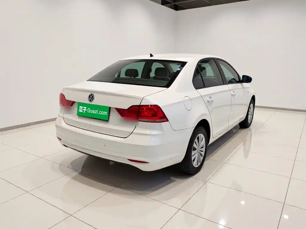 Volkswagen Santana — миниатюра 6