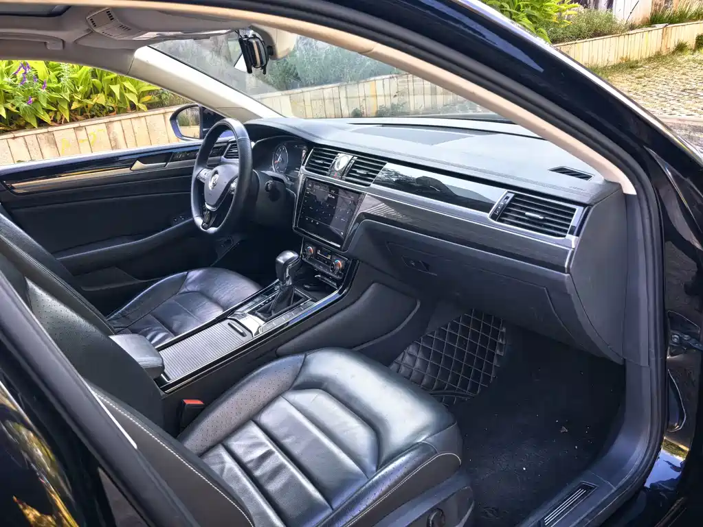 Volkswagen Phideon — миниатюра 18
