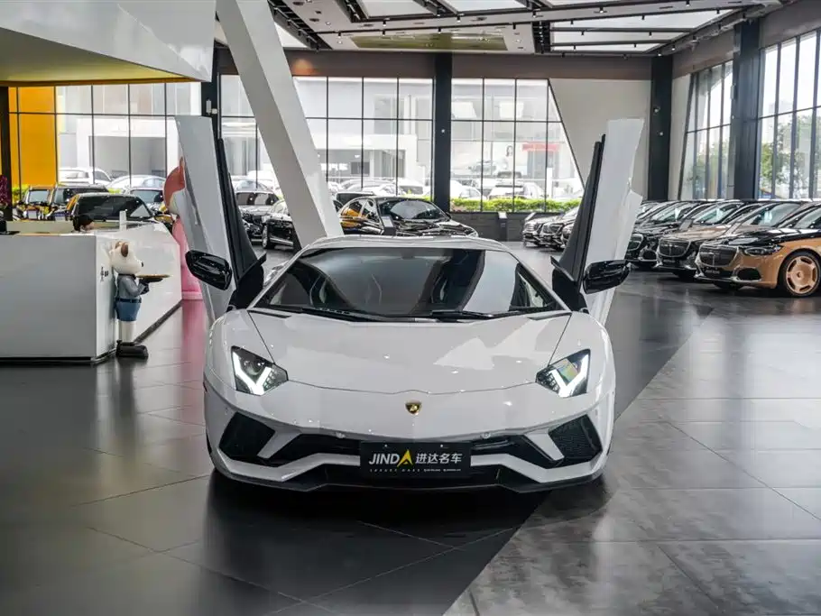 Lamborghini Aventador 2017 Aventador S