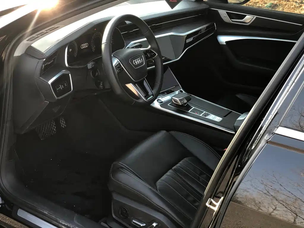 Audi A6L 2024 45 TFSI quattro