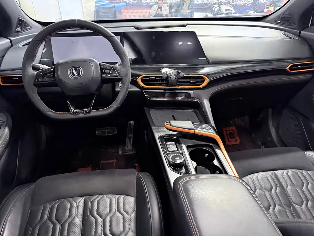Changan UNI-T — миниатюра 10