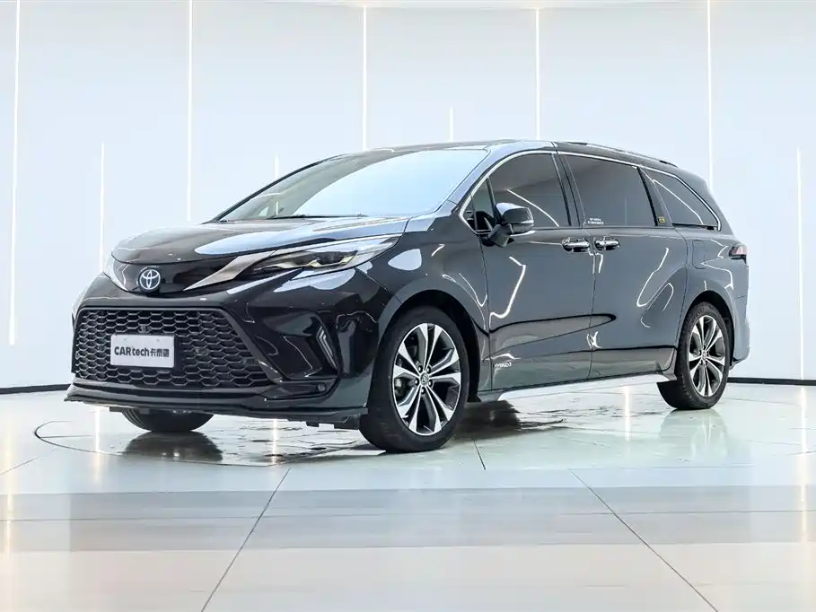 Toyota Granvia 2024