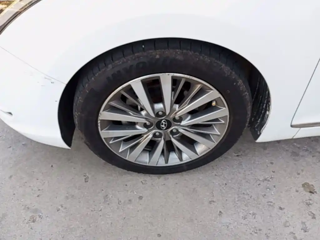 Hyundai Mistra — миниатюра 23