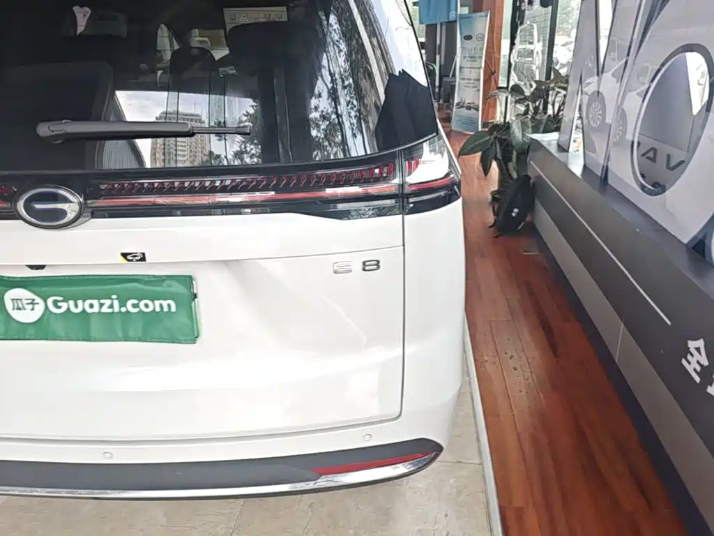 GAC Motor 传祺E8 PHEV — миниатюра 8