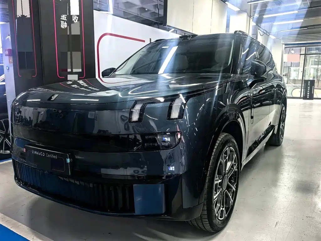 Lynk & Co 领克900 2025
