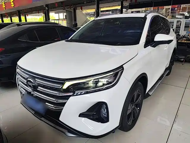 GAC Trumpchi GS4