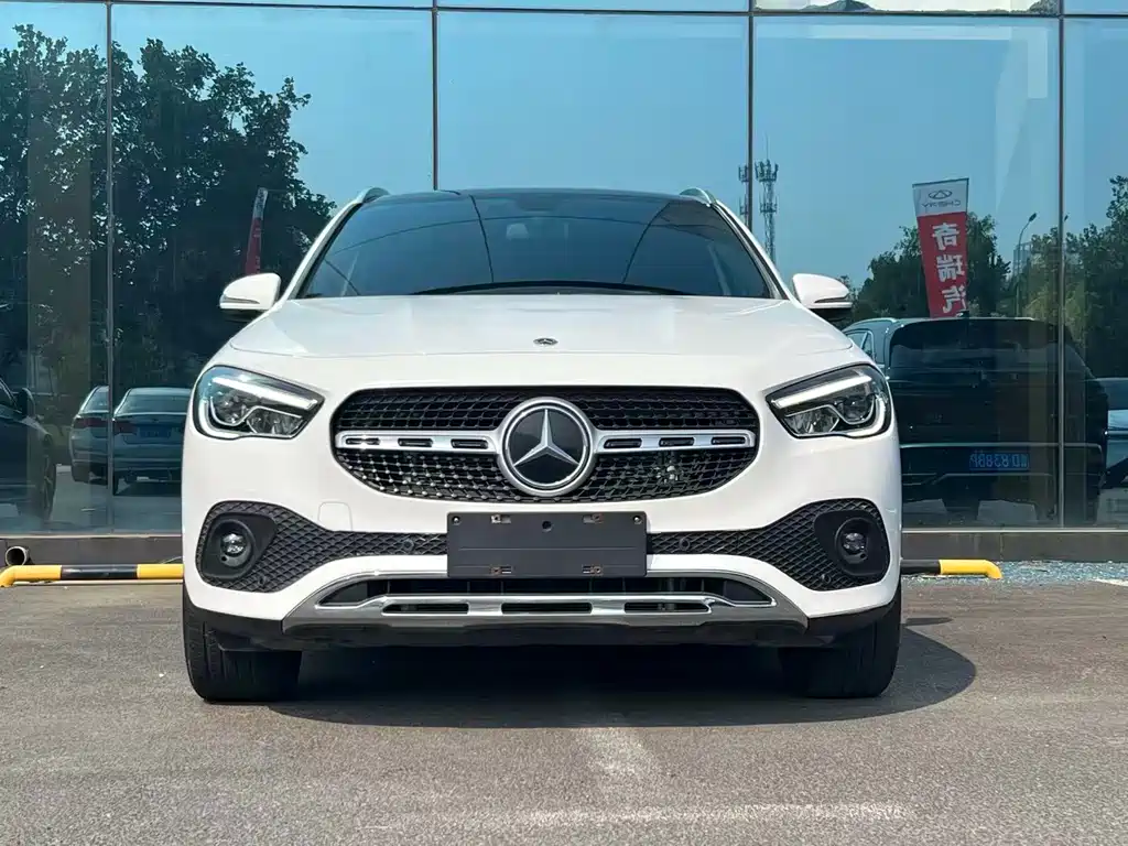 Mercedes-Benz GLA — миниатюра 2