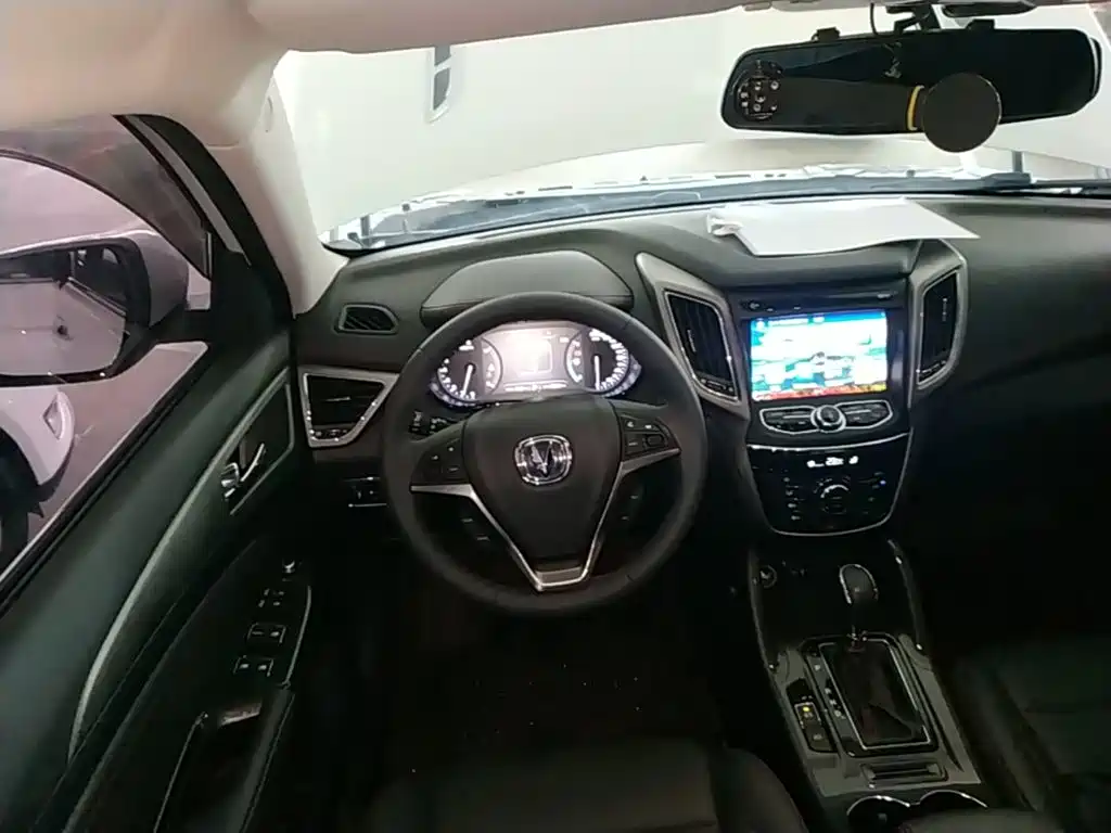 Changan CS75 — миниатюра 11