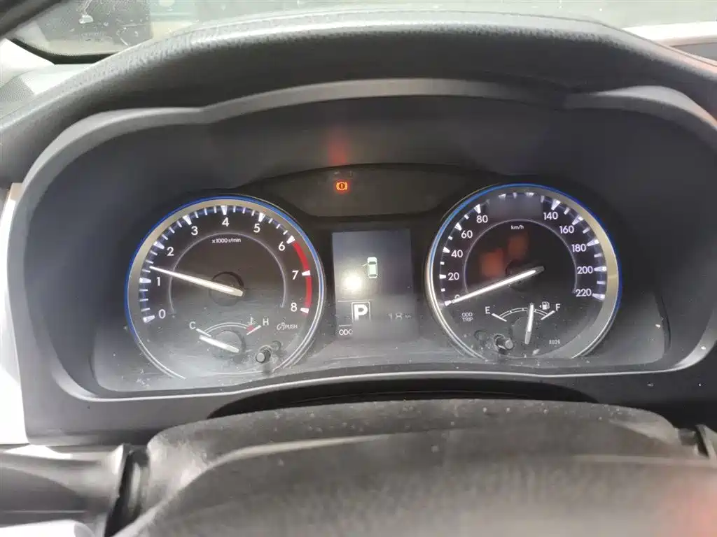 Toyota Highlander 2017 2.0T Luxury 7 мест