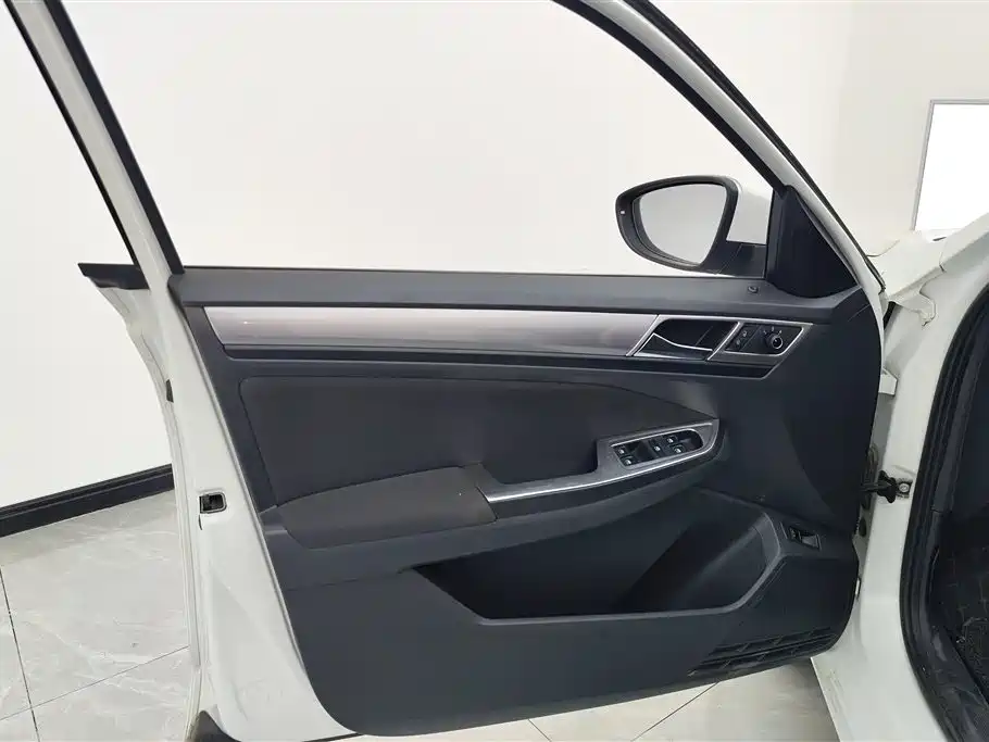 Volkswagen Bora 2018 1.5L AT Fashion