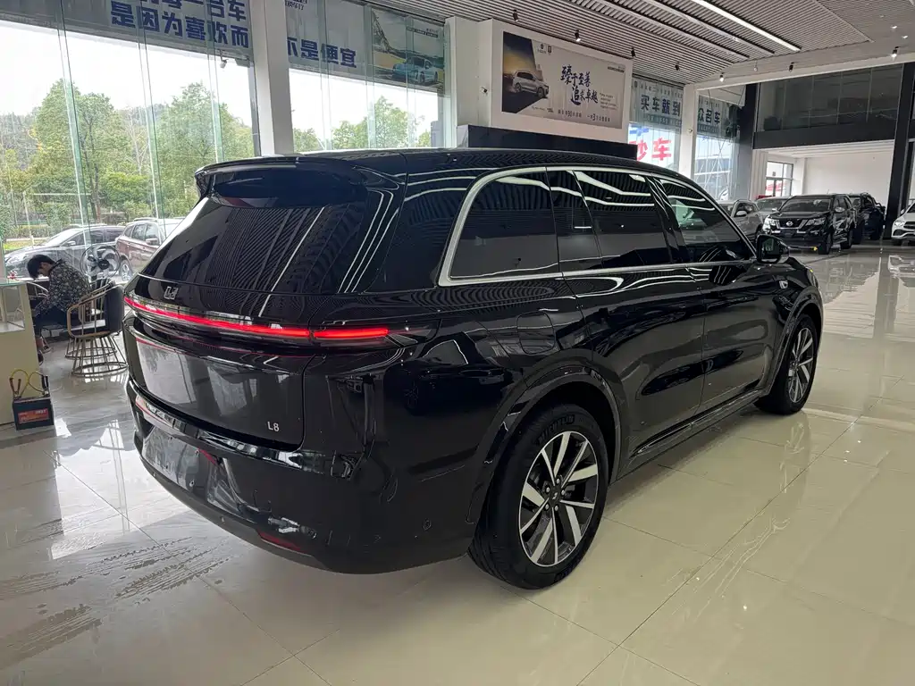 Li Auto IDEAL L8