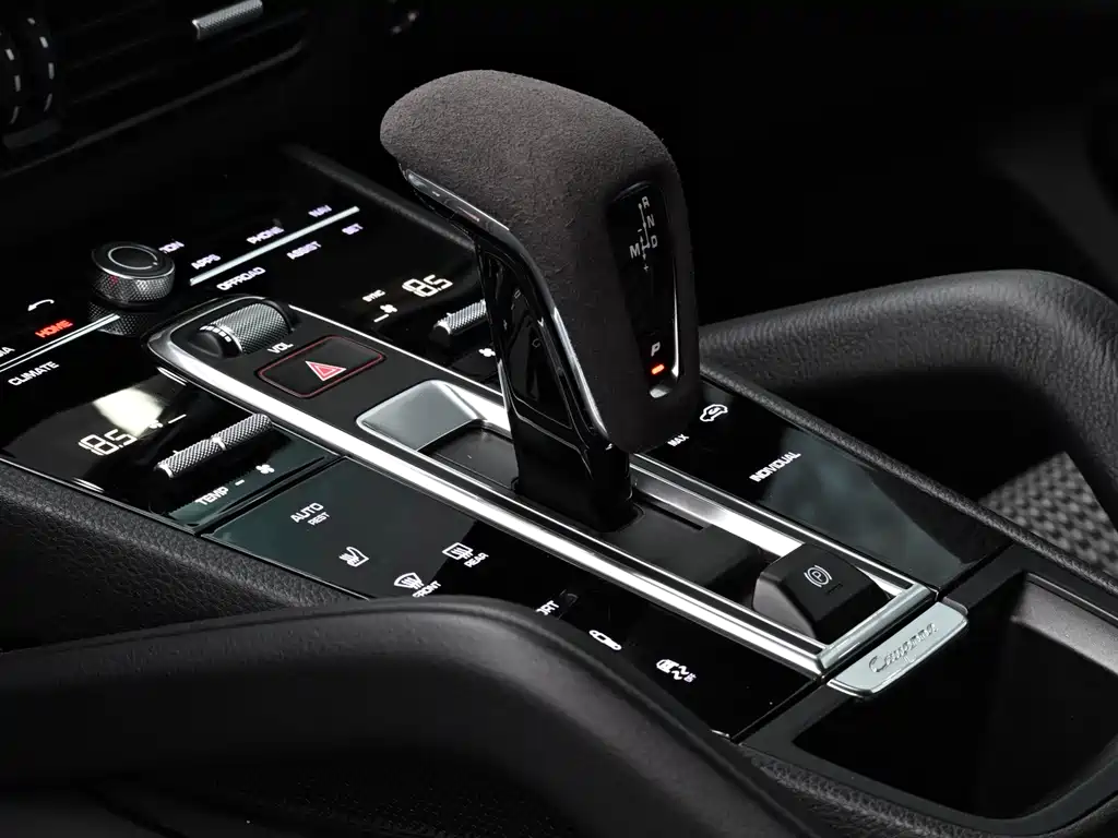 Porsche Cayenne — миниатюра 14