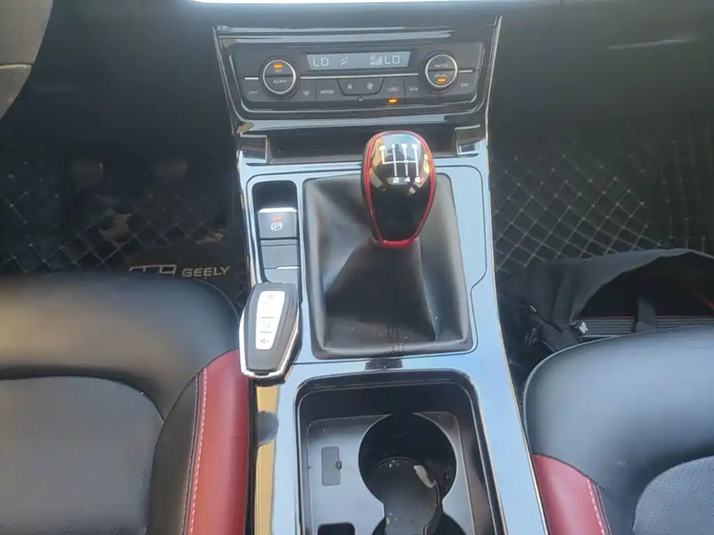 Geely Emgrand GS — миниатюра 14