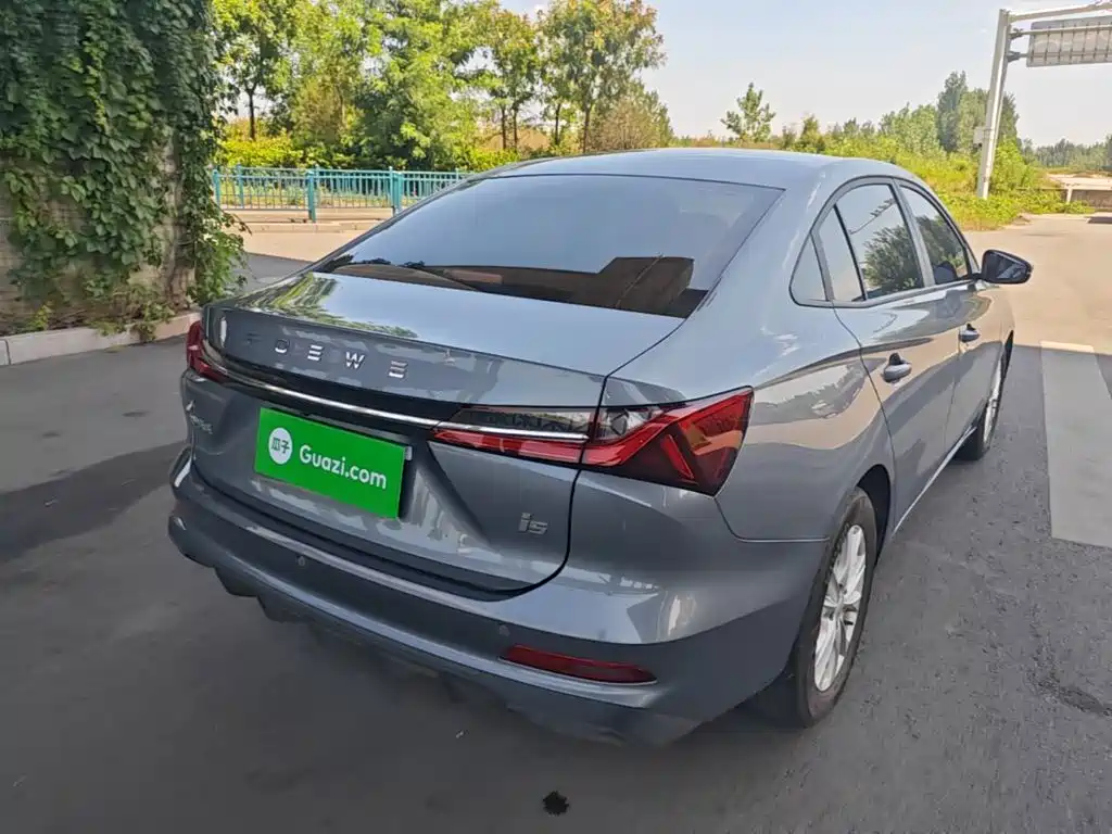 Roewe i5 — миниатюра 7