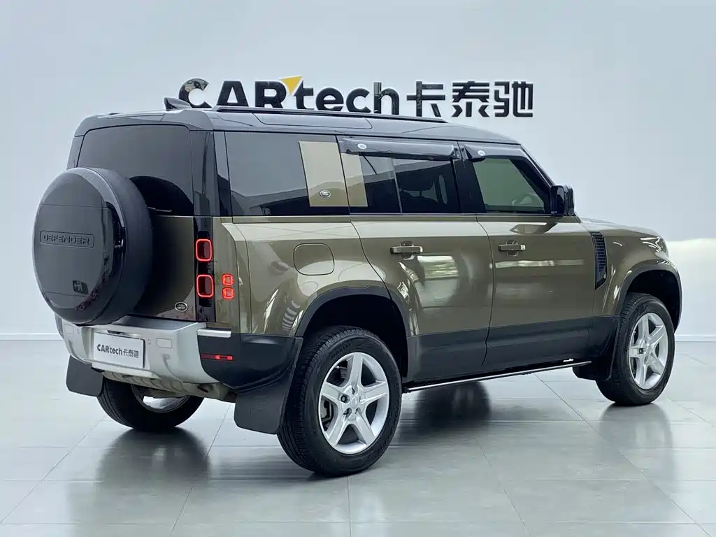 Land Rover Defender — миниатюра 3
