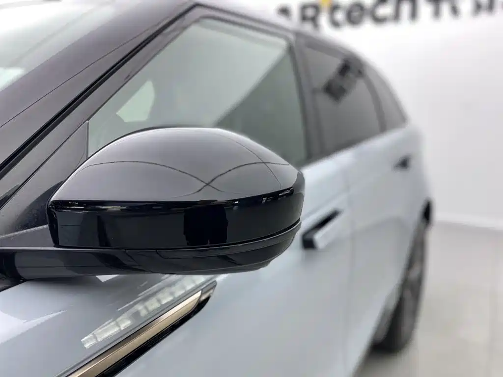 Land Rover Velar — миниатюра 12
