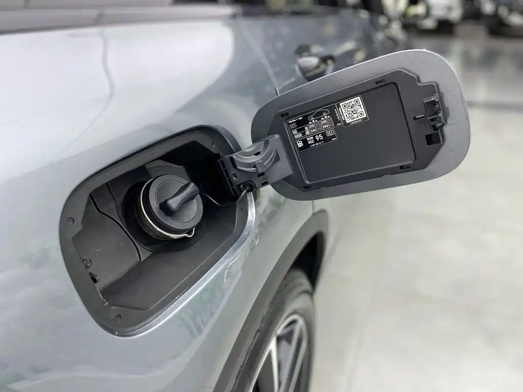Mercedes-Benz GLC — миниатюра 14