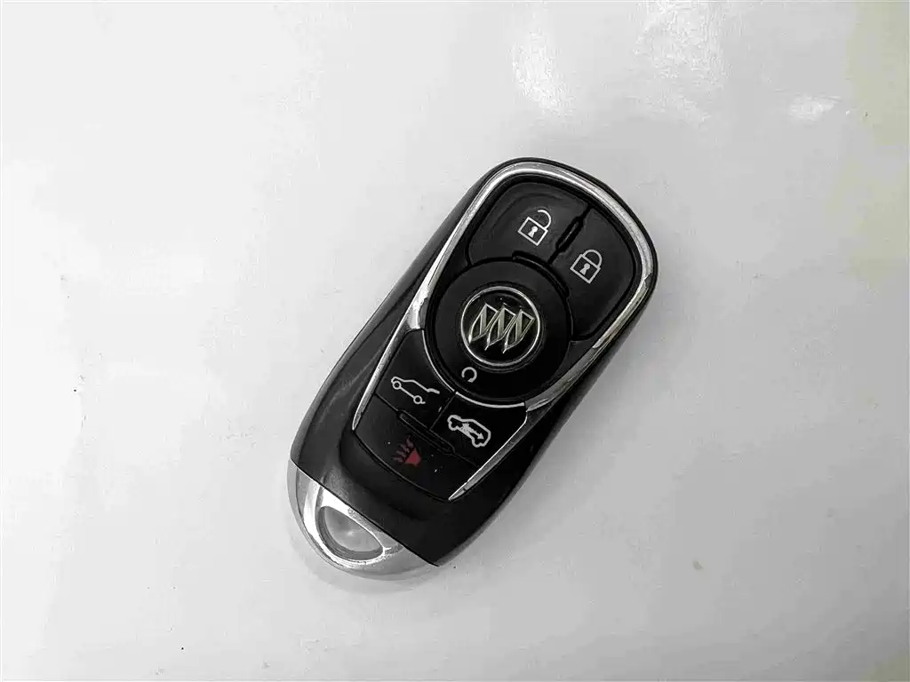 Buick GL8 — миниатюра 12