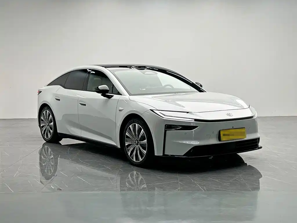 Toyota bZ7 — миниатюра 8