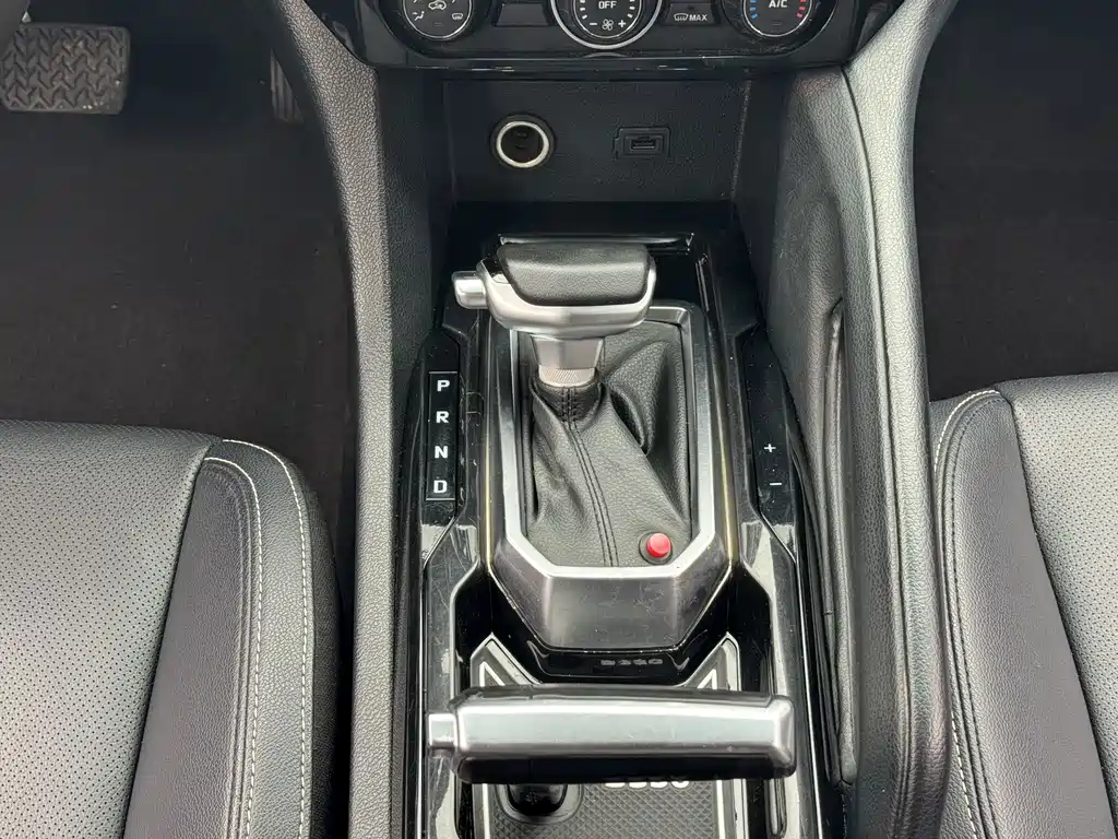 JMC Yusheng S350 — миниатюра 6