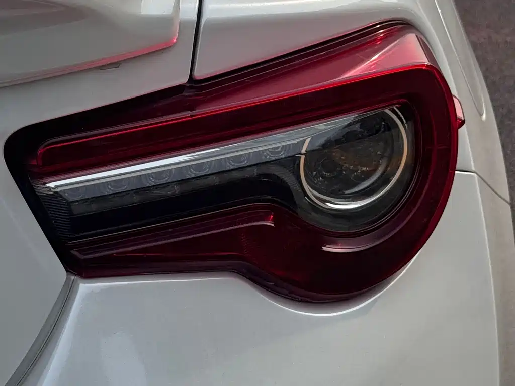 Toyota 86 — миниатюра 6