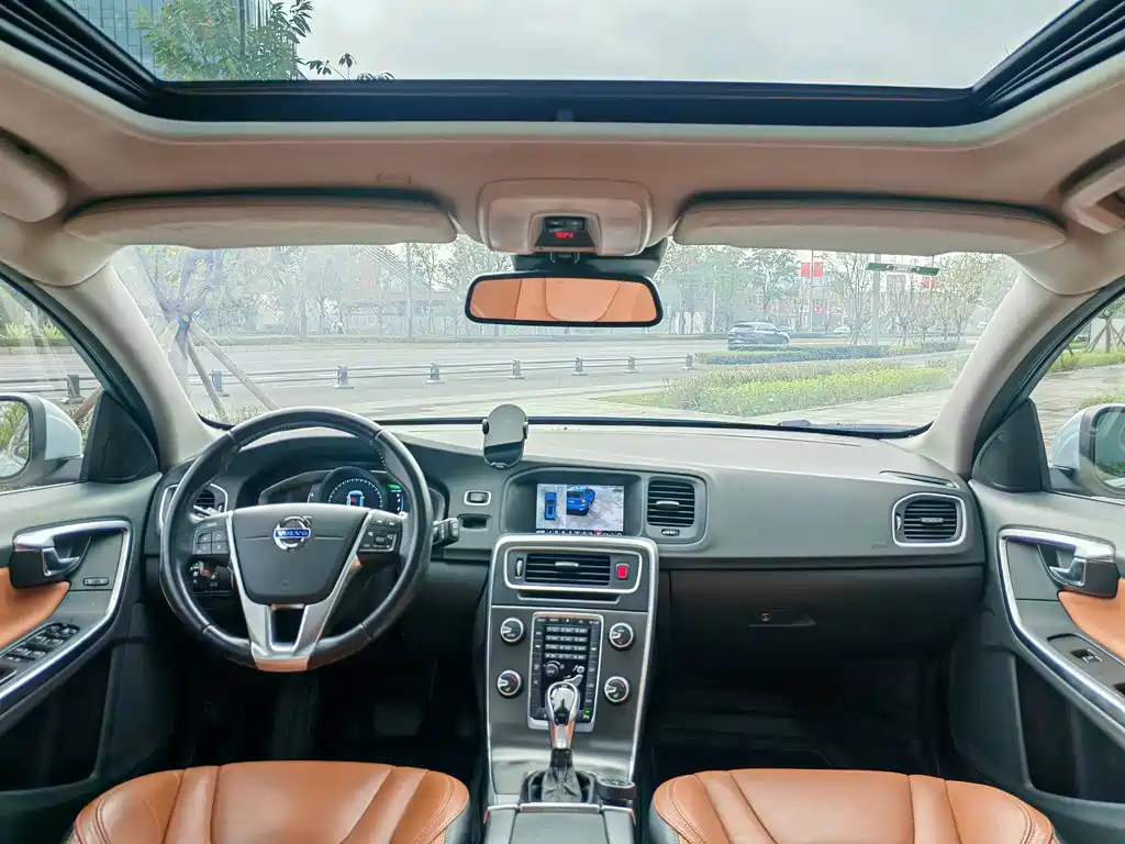 Volvo V60 — миниатюра 14