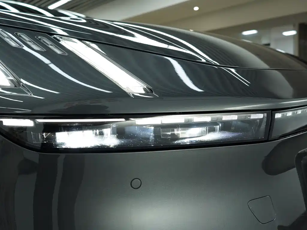 Lynk & Co Z10 — миниатюра 11