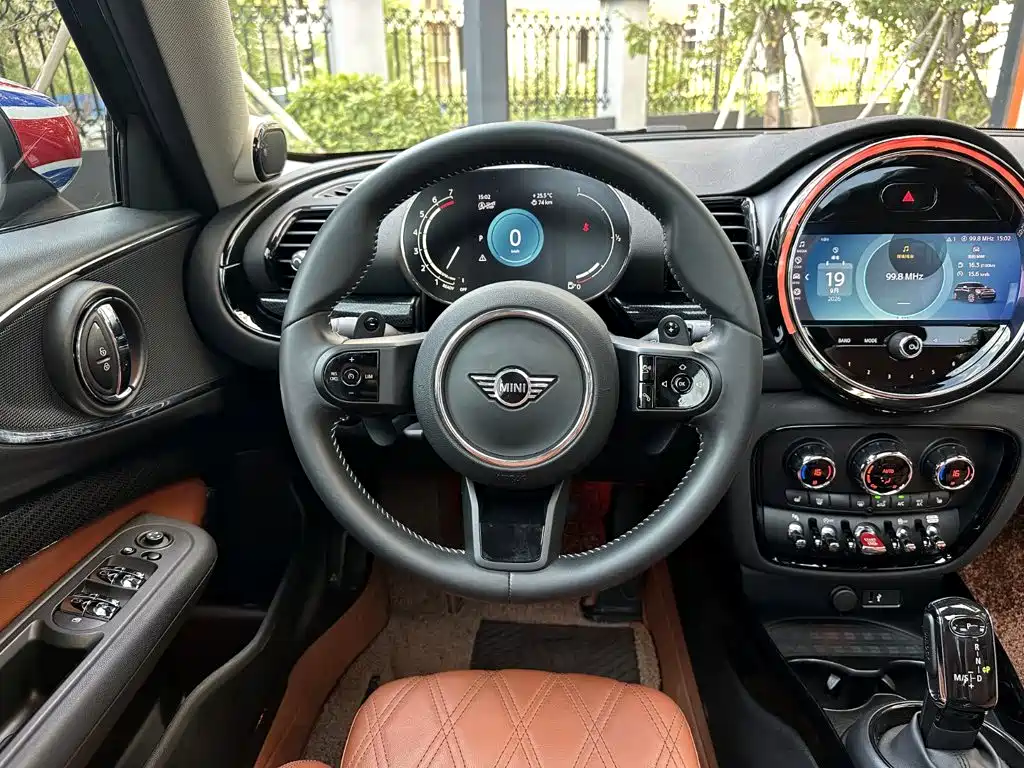 MINI Mini Clubman — миниатюра 8