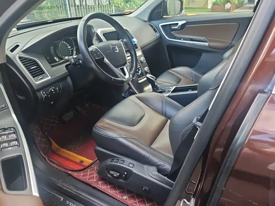Volvo XC60 — миниатюра 9