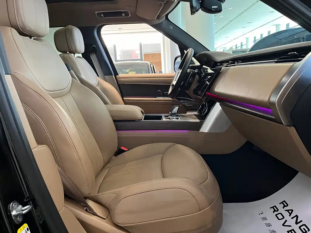 Land Rover Range Rover — миниатюра 17