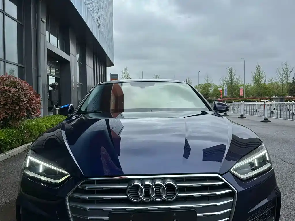 Audi A5 (Import) - фото 2